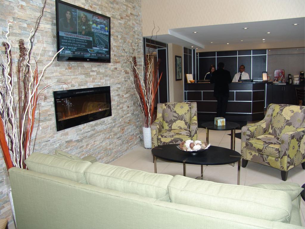 טורונטו Comfort Inn East Scarborough מראה חיצוני תמונה