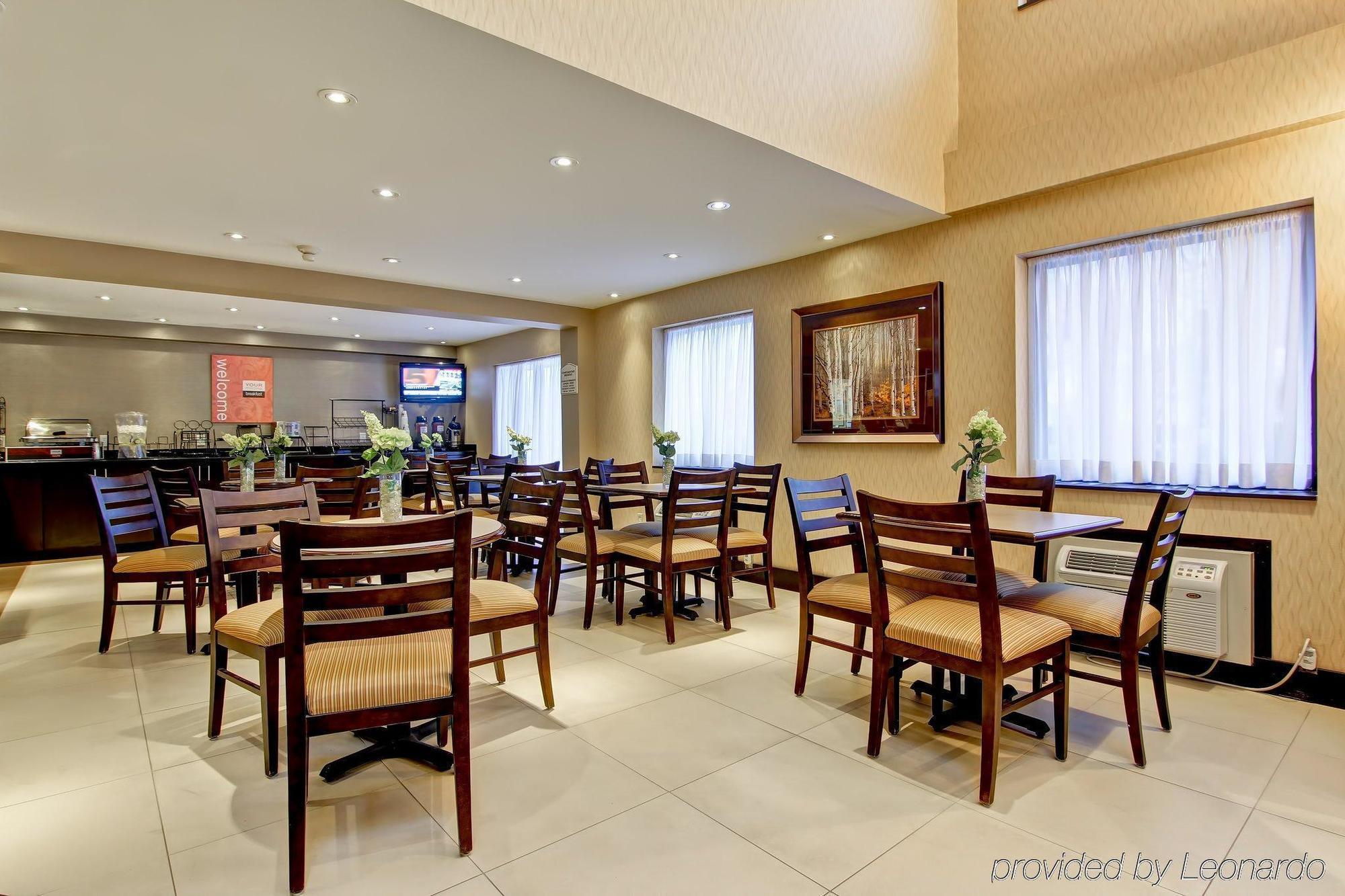 טורונטו Comfort Inn East Scarborough מראה חיצוני תמונה