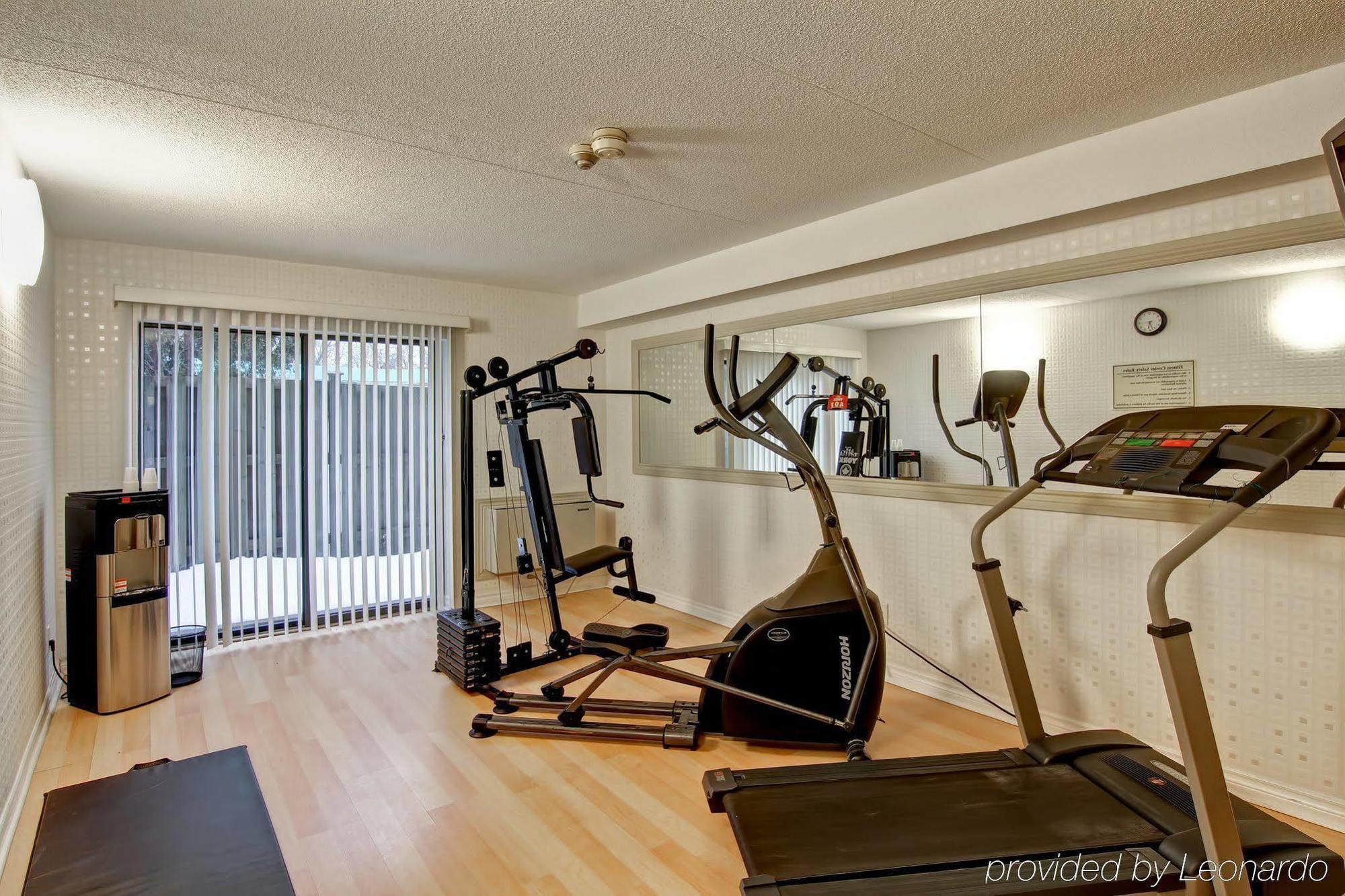 טורונטו Comfort Inn East Scarborough מראה חיצוני תמונה